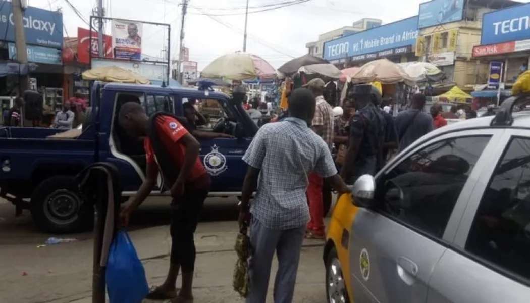 Ghana: Public transport runs into traders